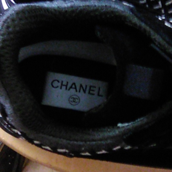 Chanel sneakers - Picture 2 of 4